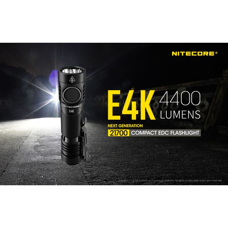 Nitecore E4K 4 x XP-L2 V6 LED 4400 Lumens 21700 Lanterna da bateria