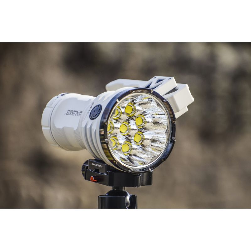 Lanterna LED Manker MK38 8x XHP70.2 41500 lúmens Satellite multiuso holofote portátil