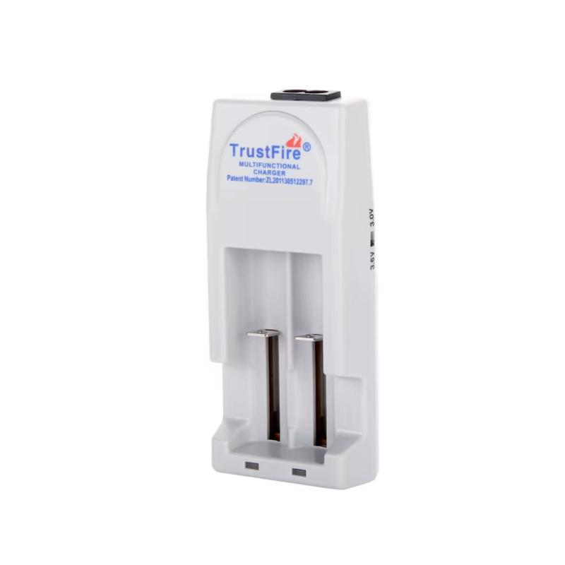 TrustFire TR-001 Li-ion Battery Charger for 18650 14500 16340 with Simultaneous Charging and Safety Features