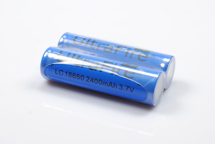 Ultrafire LC 3000mAh 3.7V 18650 Bateria recarregável Li-ion (1 par)